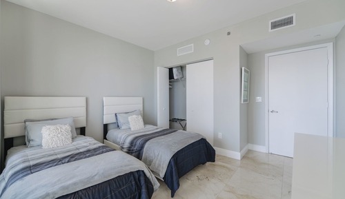 Luxury Apartment, 2 Bedrooms, City View