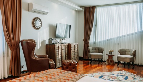 Premium Room