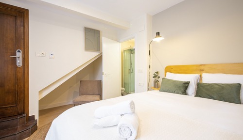 Basic Double Room, Garden View