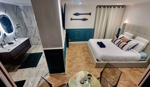 Premium Room