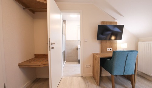 Superior Single Room