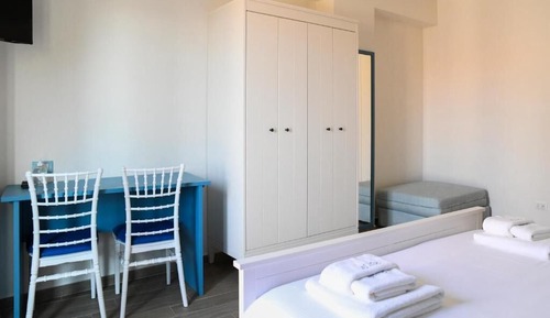 Deluxe Room, 1 Bedroom, Non Smoking, City View