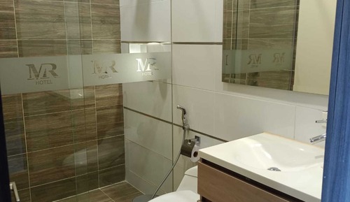 Deluxe Studio Suite