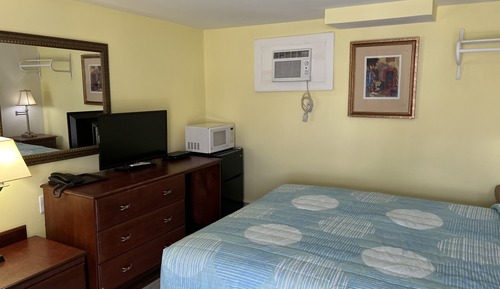 Standard Room, 1 Queen Bed, Non Smoking