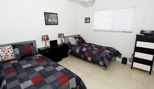 House, 2 Bedrooms, Lakeside (Vacation Home)