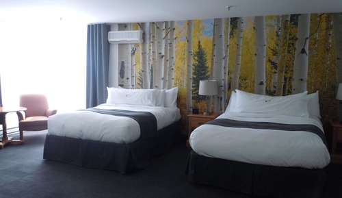Regular Room, 2 Queen Beds, River Side