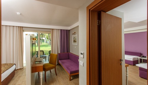 Family Suite Diamond Service