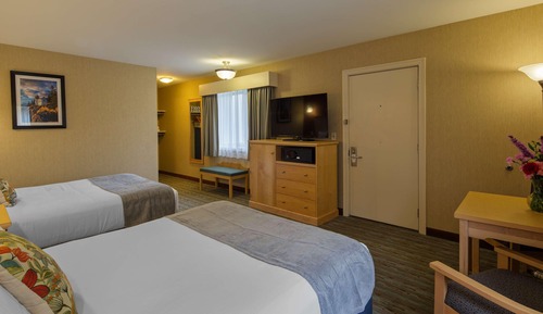 Standard Room, 2 Queen Beds, Non Smoking, Refrigerator & Microwave (Pet Friendly)