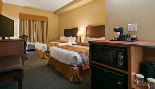 Standard Room, 2 Queen Beds, Non Smoking, Refrigerator & Microwave