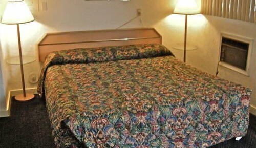 Suite, 2 Bedrooms, Kitchenette