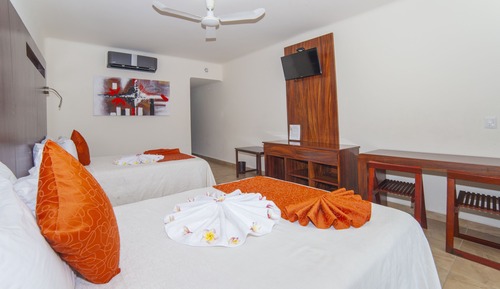 Double Room, 2 Double Beds, Pool View