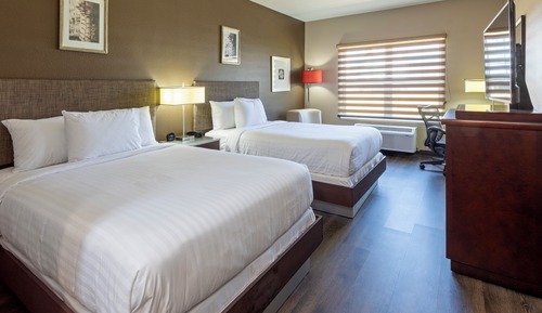 Room, 2 Queen Beds (1st Floor)