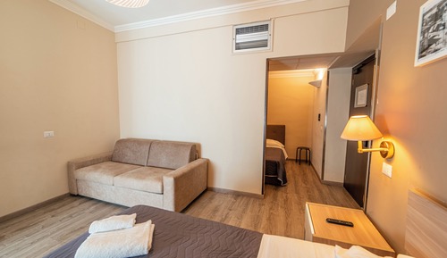 Comfort Quadruple Room