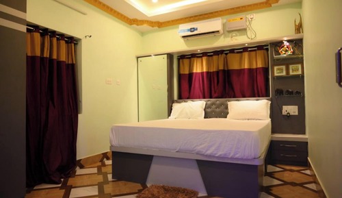 Deluxe Studio Suite
