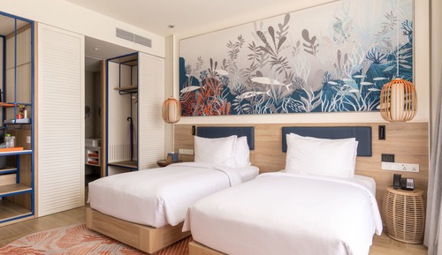 Deluxe Ocean View Twin
