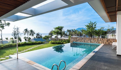 TTC Pavilion Villa - Two-Bedroom Beachfront with Private Pool and Terrace