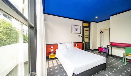 Panoramic Room