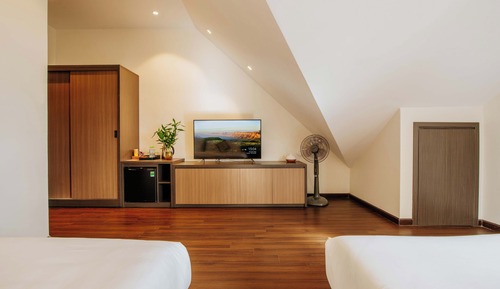 Superior Triple Room