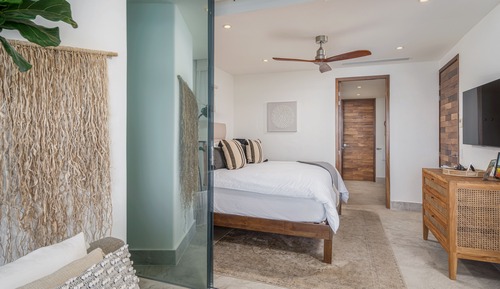 Luxury Condo, 3 Bedrooms, Ocean View