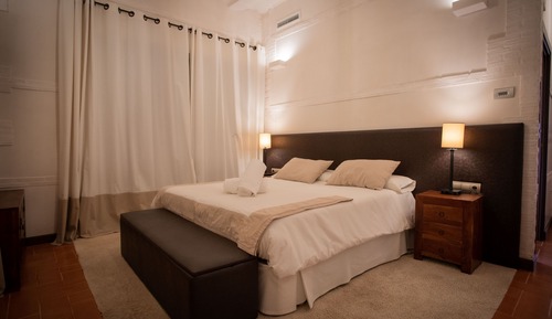 Honeymoon Room