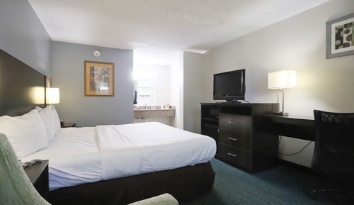 Standard Room, 1 King Bed