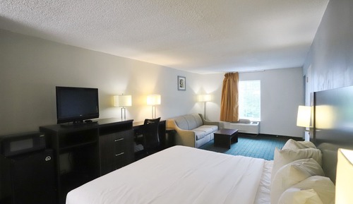 Suite, 1 King Bed