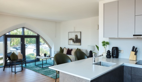 3-bedrooms 3-bathrooms