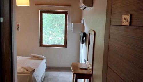 Panoramic Room