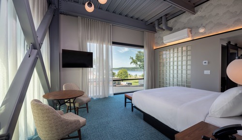 Premium Room, 1 King Bed (Spa Bath with Soaker Tub)