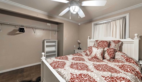 House (3 Bedrooms)
