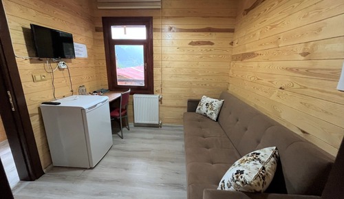 Deluxe Suite, Lake View