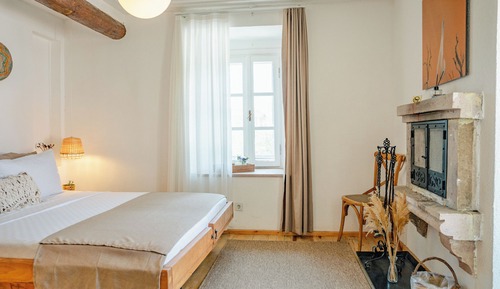 Double Room with Balcony and Fireplace