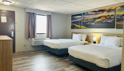 Suite, 2 Queen Beds, Non Smoking