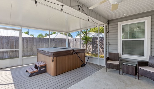 House, Multiple Beds, Hot Tub, Garden View