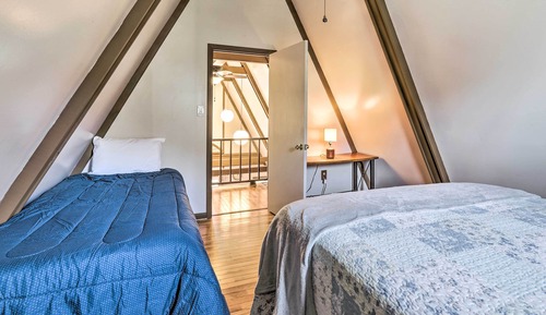 House (2 Bedrooms)