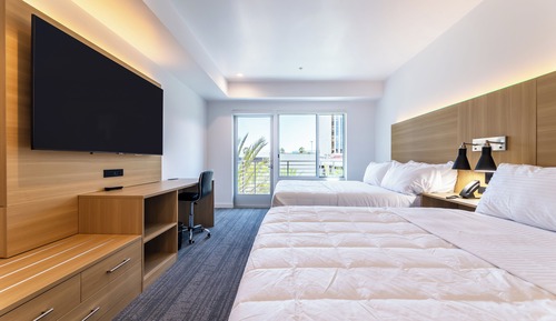 Room, 2 Queen Beds, Non Smoking, Balcony