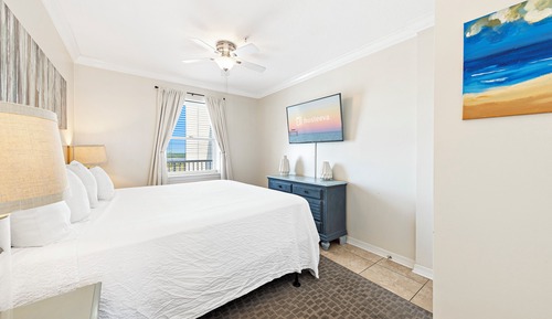 Signature Condo, 1 Bedroom, Non Smoking, Balcony