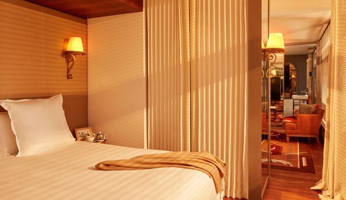 Suite, 1 King Bed, Terrace