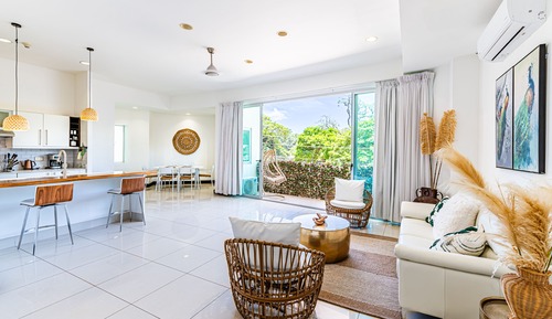 Deluxe Condo