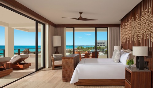 Preferred Club Master Suite Corner Ocean Front