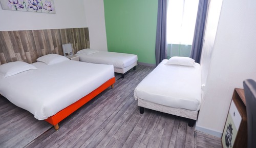 Triple Room