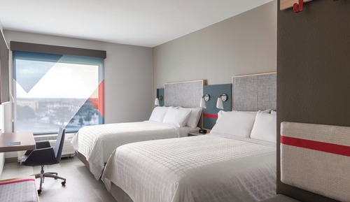 Standard Room, 2 Queen Beds, Accessible (Accessible Tub)
