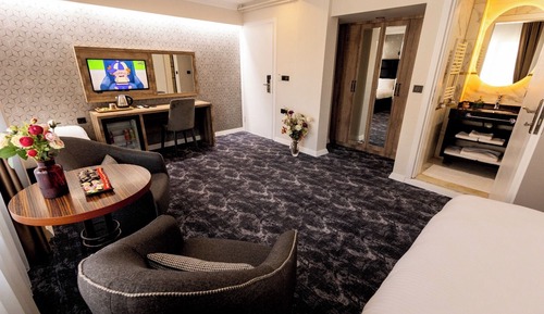 Comfort Triple Room