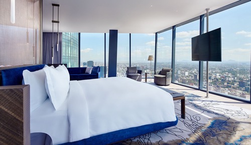 Club Suite, 1 King Bed, Non Smoking