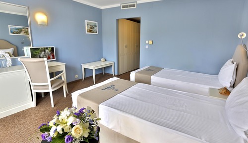 Double Room, Balcony, Park View