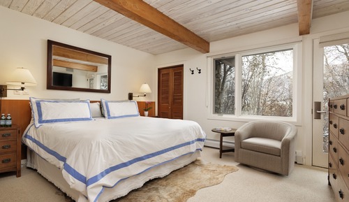 Condo, 2 Bedrooms