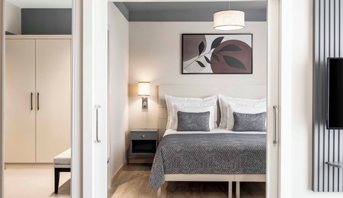 Deluxe Suite Sea View (2 Adult + 2 Children)