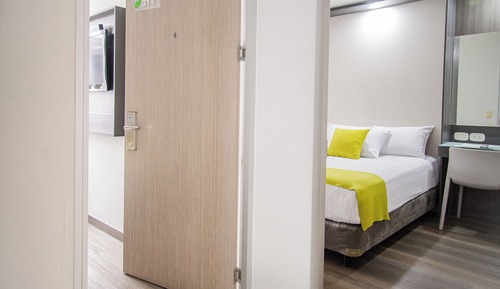 Family Room, 2 Bedrooms, Corner