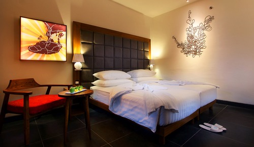 Deluxe Double or Twin Room