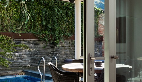 Room Garden View